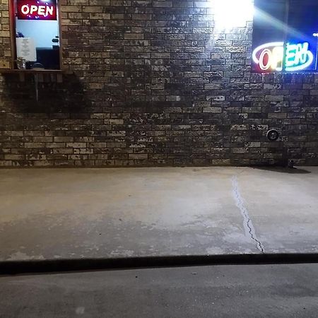 Coachman'S Inn & Suites Waldron Ngoại thất bức ảnh
