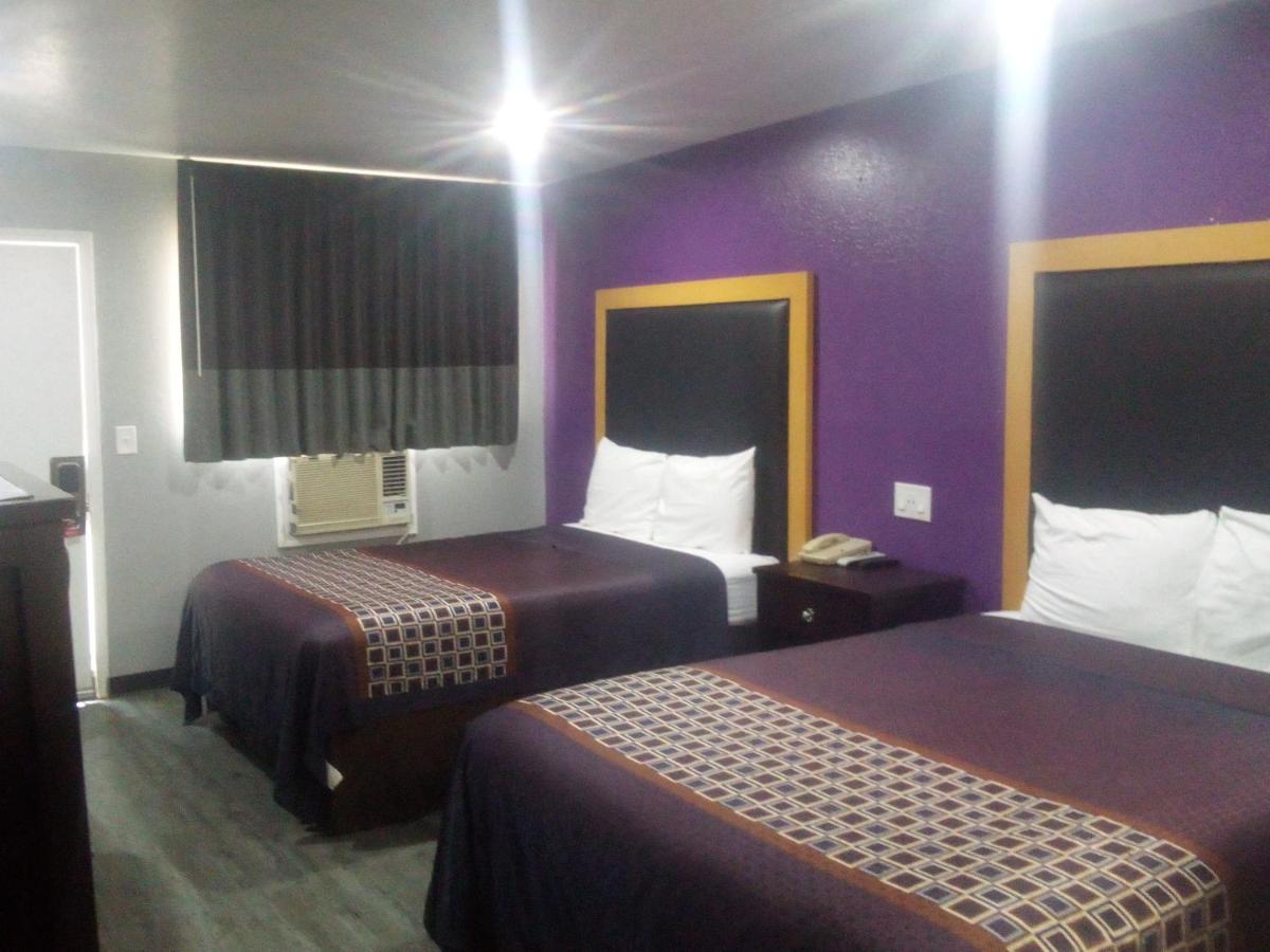 Coachman'S Inn & Suites Waldron Ngoại thất bức ảnh