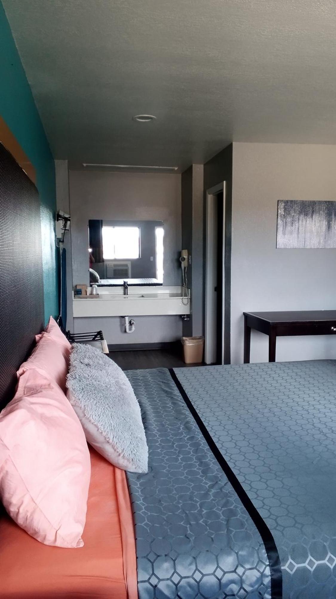 Coachman'S Inn & Suites Waldron Ngoại thất bức ảnh